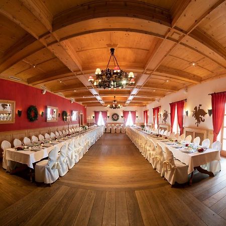 Hotel Zamek Bobolice Niegowa Buitenkant foto